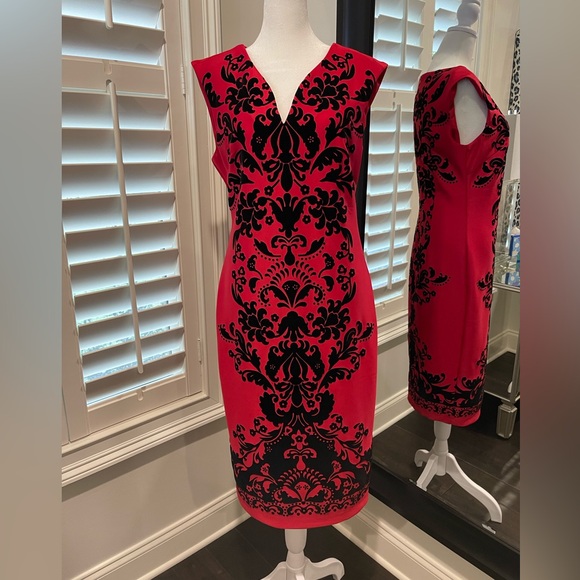 Flocked, V-Neck, Scuba Knit Dress from Nordstrom - Picture 3 of 6